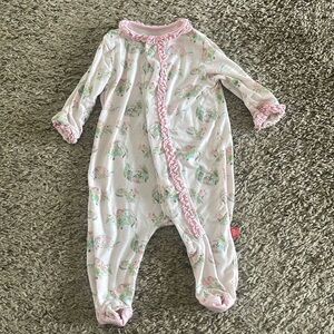 magnetic me sleeper 0-3 months.